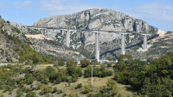 Most Moračica - Izgradnja autoputa Bar - Boljare